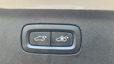 Volvo XC90 2.0 T8 PHEV Ultra Dark 5dr AWD Geartronic Estate